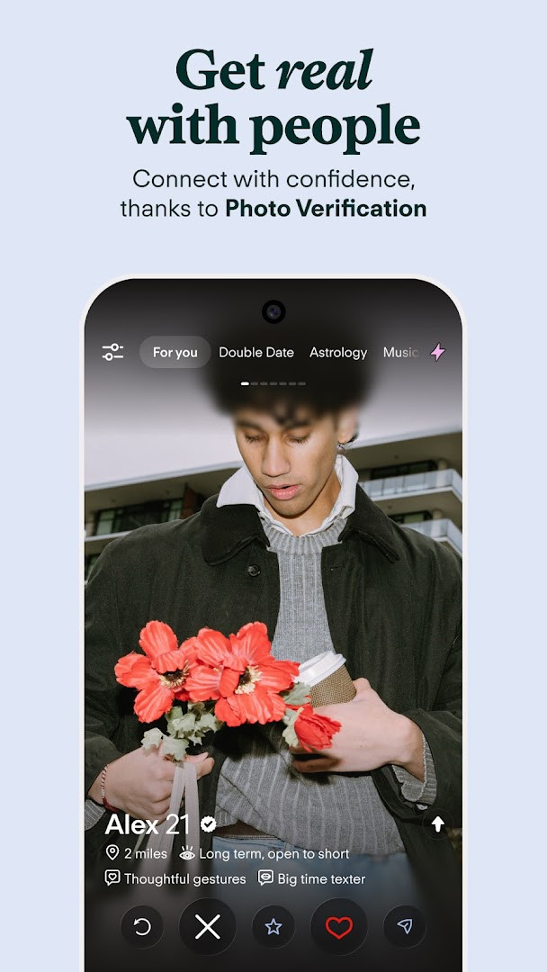 Tinder premium subscription screen highlighting Tinder Plus, Gold, and Platinum feature tiers.
