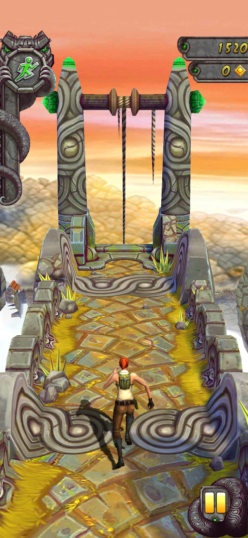 Temple Run 2: gameplay of running on a jungle path with obstacles.